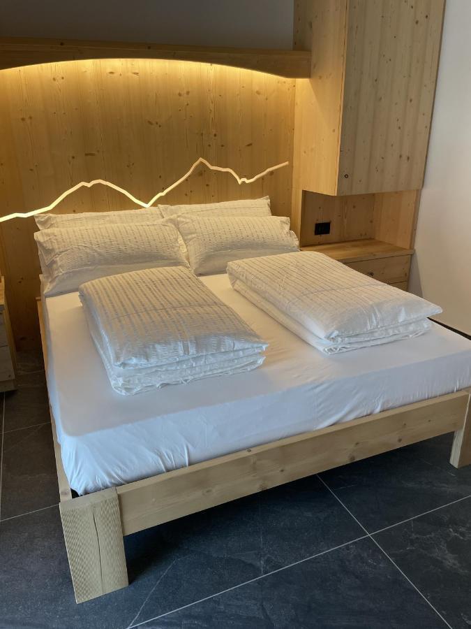 Dolomia Apartments & Spa ดิมาโร ภายนอก รูปภาพ