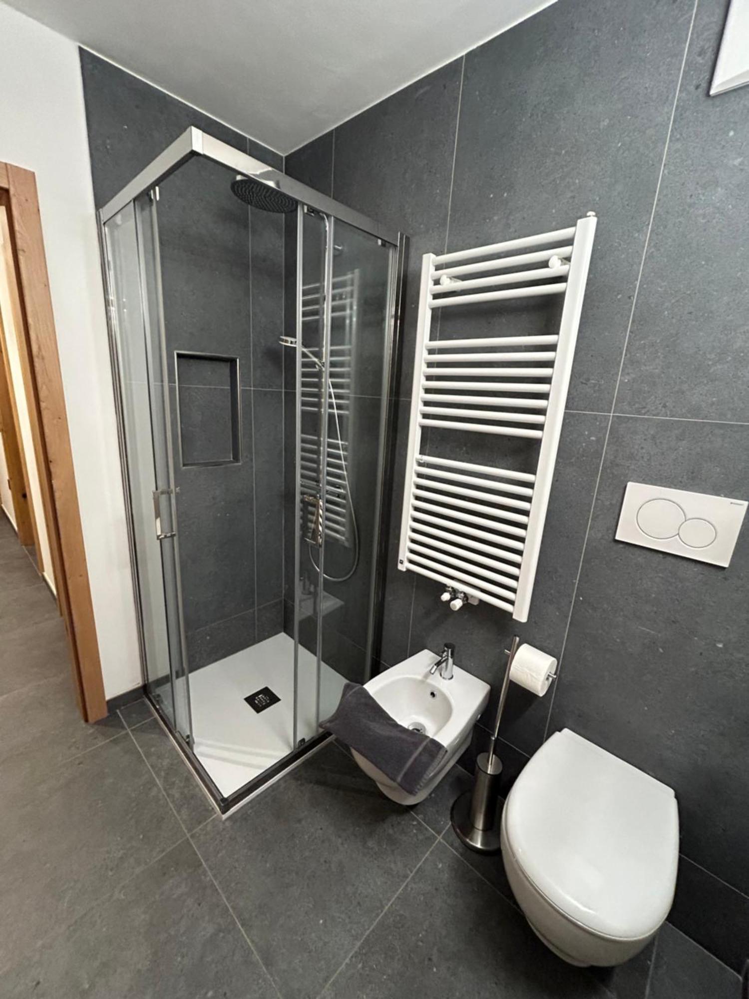 Dolomia Apartments & Spa ดิมาโร ภายนอก รูปภาพ